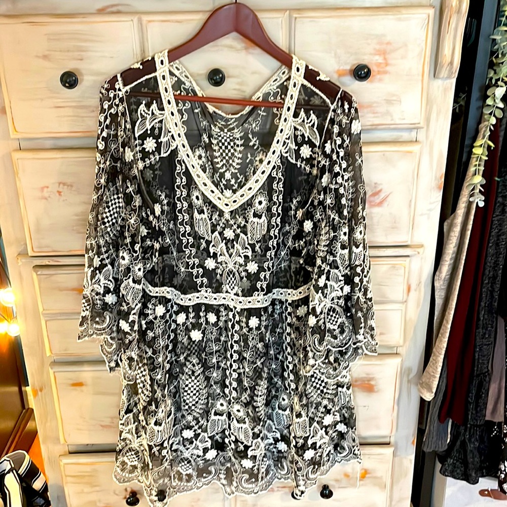 Swimsuit cover up - shein one size - boho lace